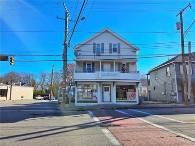 /international/us/2-gansett-avenue-cranston-ri-110108747630/