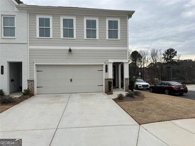 /international/us/1919-allagash-lane-nw-kennesaw-ga-110106673676/