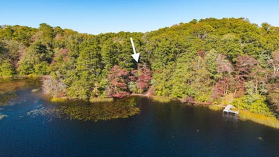 /international/us/old-long-pond-road-brewster-ma-110120716917/
