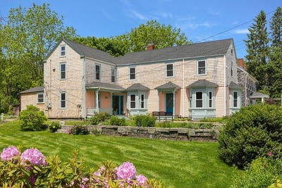 /international/us/7-main-st-essex-ma-110108579049/