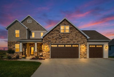 /international/us/244-e-spartan-drive-appleton-wi-110120536935/