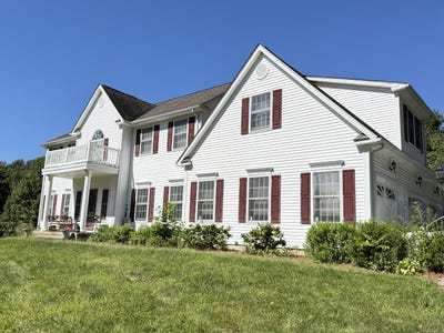 /international/us/143-bound-line-road-wolcott-ct-110101940849/