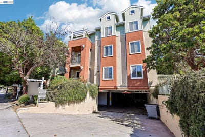 /international/us/2330-university-ave-east-palo-alto-ca-110110321711/
