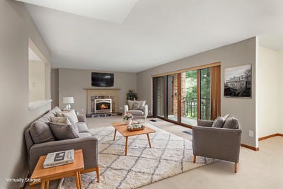 /international/us/325-s-yellowstone-drive-madison-wi-110107786347/
