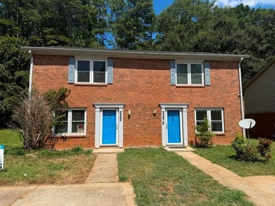 /international/us/5267-ridge-forest-drive-stone-mountain-ga-110108196323/