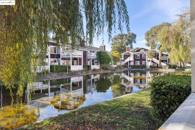 /international/us/89-bayside-court-richmond-ca-110100392158/