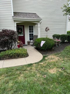 /international/us/2128-commons-circle-drive-batavia-twp-oh-110099878965/