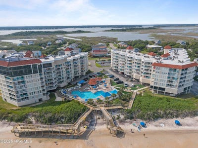 /international/us/2000-new-river-inlet-road-north-topsail-beach-nc-110100159190/