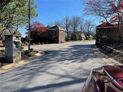 /international/us/tbd-river-overlook-loop-lot-32-van-buren-ar-110108139648/
