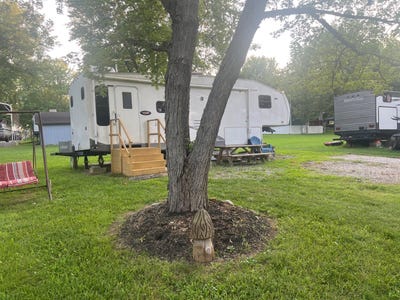 /international/us/15040-lakeshore-blvd-brookville-in-110101329428/?lang=en