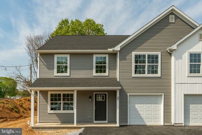 /international/us/323-w-water-street-annville-pa-110099067668/
