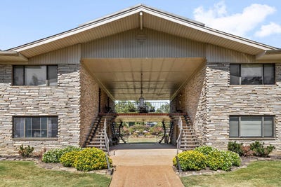 /international/us/4400-poplar-ave-memphis-tn-110120411228/
