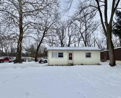 /international/us/7004-e-red-maple-court-monticello-in-110096919128/