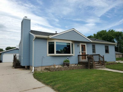 /international/us/1607-minnesota-avenue-north-fond-du-lac-wi-110100805000/