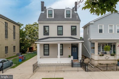 /international/us/327-wood-street-bristol-pa-110107630133/