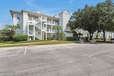 /international/us/108-turtle-cay-drive-wilmington-nc-110119728672/