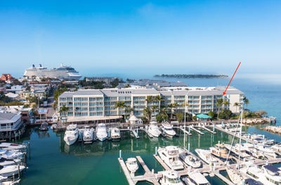 /international/us/617-front-street-key-west-fl-110108190895/