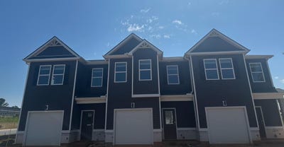 /international/us/1409-port-harbor-court-spartanburg-sc-110098855342/