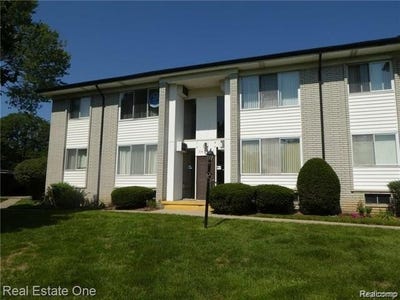 /international/us/26790-joy-road-redford-twp-mi-110106172915/