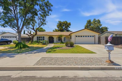 /international/us/2354-michael-circle-hanford-ca-110108889848/
