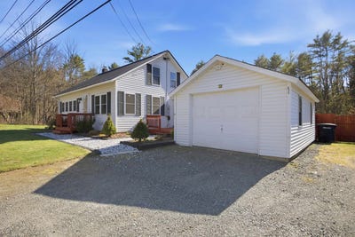 /international/us/176-shaker-hill-road-enfield-nh-110107464206/