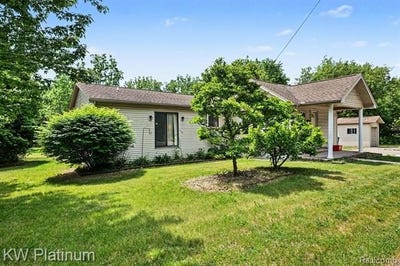 /international/us/34926-ridge-road-richmond-mi-110108678130/