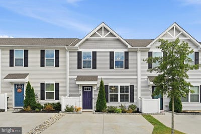 /international/us/18-mulberry-lane-clementon-nj-110120419835/