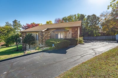 /international/us/3546-e-cinnamon-place-springfield-mo-110103424641/