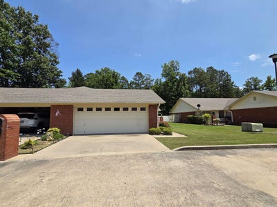 /international/us/31-summerset-place-pine-bluff-ar-110108015642/