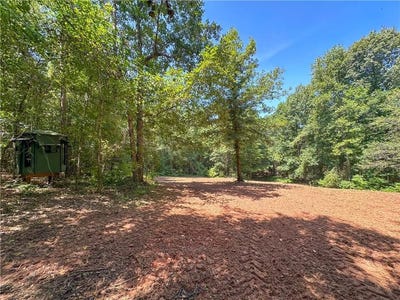 /international/us/county-road-66-camp-hill-al-110120130193/