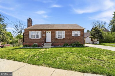 /international/us/711-poplar-street-sharon-hill-pa-110107628221/