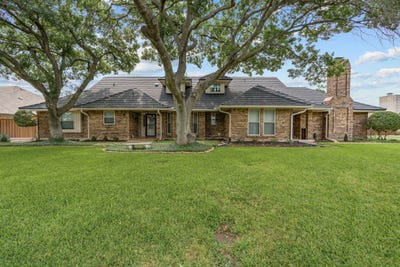 /international/us/5111-5109-ledgestone-drive-fort-worth-tx-110108231101/