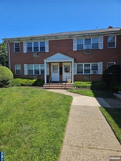 /international/us/250-rochelle-avenue-rochelle-park-nj-110108469438/