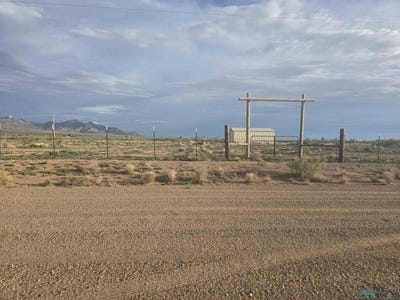 /international/us/0000-se-warm-springs-rd-road-deming-nm-110101089994/?lang=en