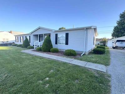/international/us/520-e-main-street-jasonville-in-110107878427/