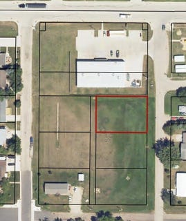 /international/us/325-9th-street-ipswich-sd-110108356989/