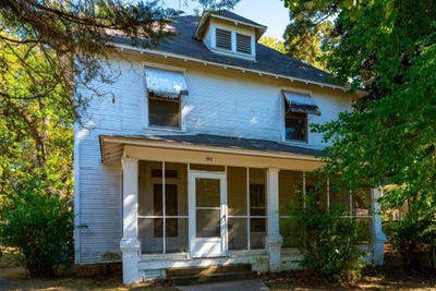 /international/us/1024-clifton-street-conway-ar-110120712782/
