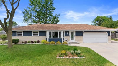 /international/us/6920-w-armour-ave-greenfield-wi-110108574336/