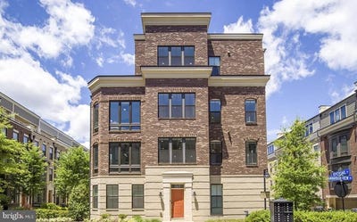 /international/us/515-riversail-lane-oxon-hill-md-110107683184/