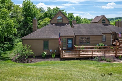 /international/us/30-farmstead-galena-il-110100373803/