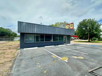 /international/us/820-pass-road-gulfport-ms-110100985402/