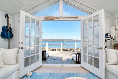/international/us/114-jupiter-point-road-groton-ct-110106704989/