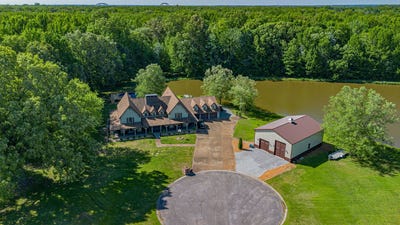 /international/us/5-woodhaven-estates-metropolis-il-110106373079/
