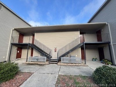 /international/us/6408-starbrook-drive-fayetteville-nc-110107989182/