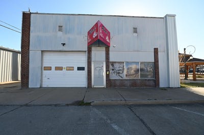 /international/us/904-broadway-street-lamar-mo-110107730050/