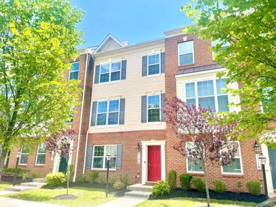 /international/us/7120-beaumont-place-hanover-md-110109027982/