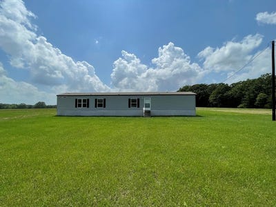/international/us/11312-county-road-3253-garrison-tx-110099456626/
