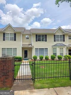 /international/us/353-smokewood-way-newnan-ga-110107991775/