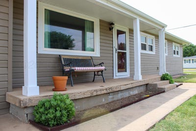 /international/us/202-oak-avenue-panhandle-tx-110108363866/