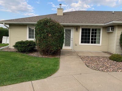 /international/us/3312-s-robin-meadows-lane-eau-claire-wi-110107353760/